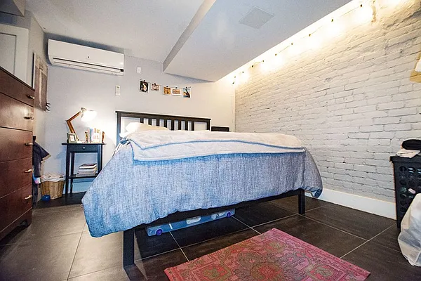 Rented by Brick&Mortar | media 16