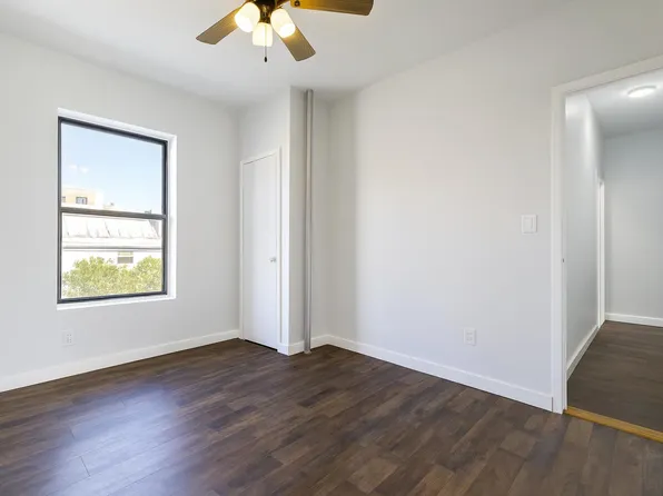 3415 Broadway image 4 of 5