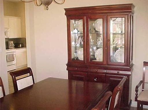 3rd image of 259 Avondale Ln
