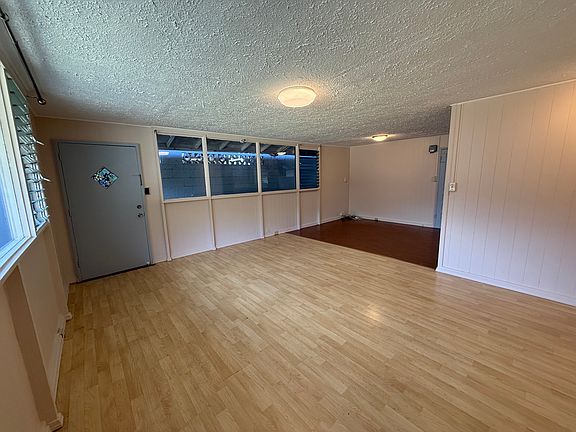 3rd image of 2914 Kalihi St #A