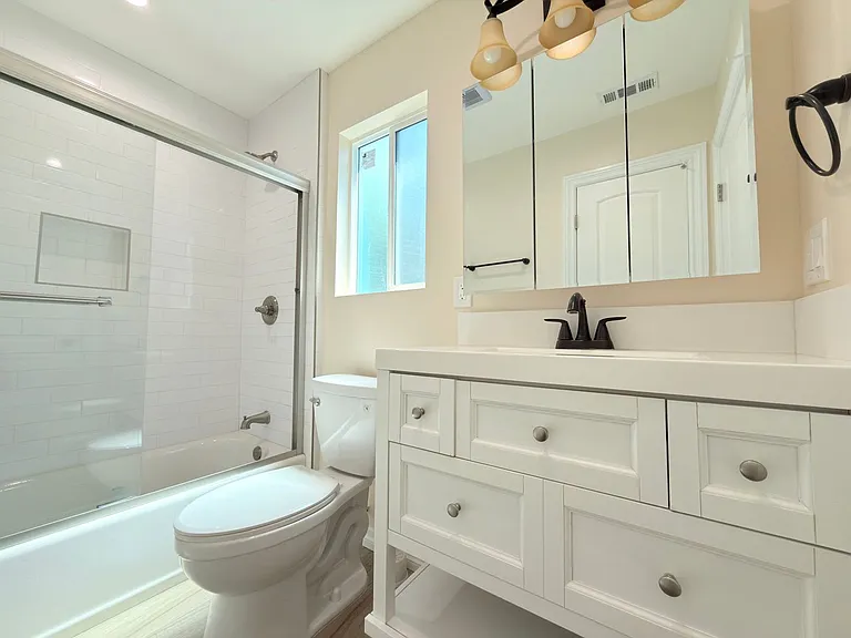5227 Strohm Ave — Photo 8
