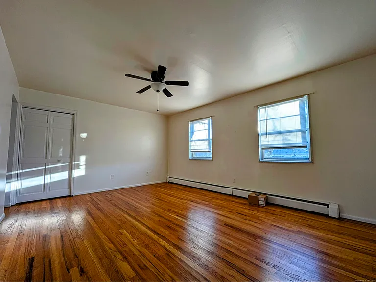 1 Fairview Dr #4 — Photo 6