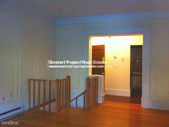 477 Beacon St. #1 Boston - Back Bay Unit Photo 3