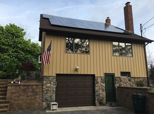 34 Cold Spring Dr, Sound Beach, NY 11789