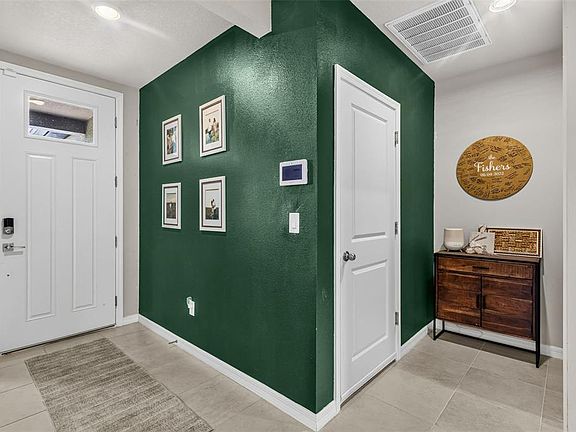 3rd image of 7017 FEATHER RIVER PLACE