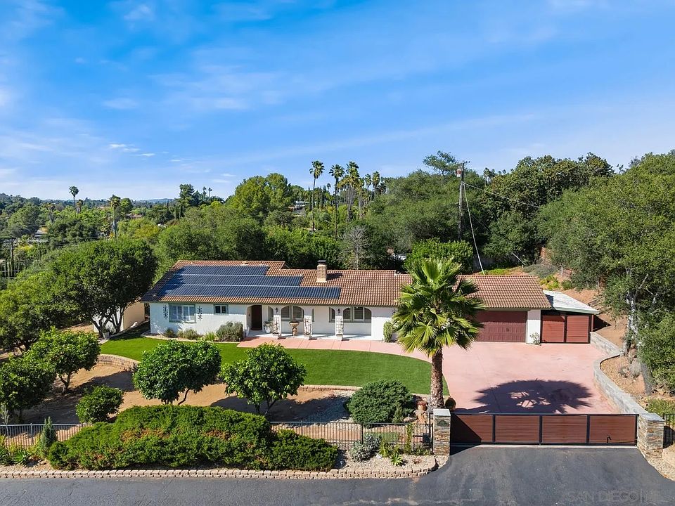 1st image of 2826 Calle De Malibu