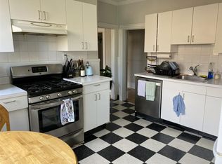 15 Farragut Ave #2L, Somerville, MA 02144