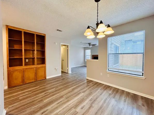 8900 Schick Rd, 8900 Schick Rd #C, Austin, TX 78729