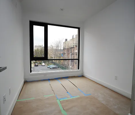 Rented by Sam Tabak | media 37