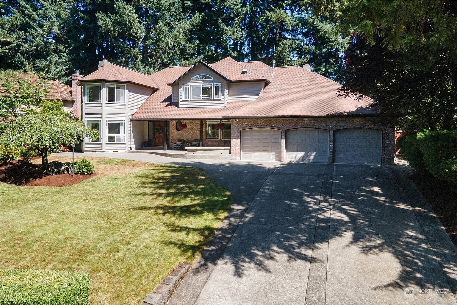 4221 27th Avenue photo 1