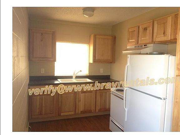 1321 Kennedy #1 kitchen watermarked