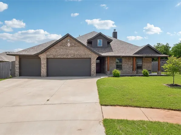 1832 W Blake Court Way, Mustang, OK 73064