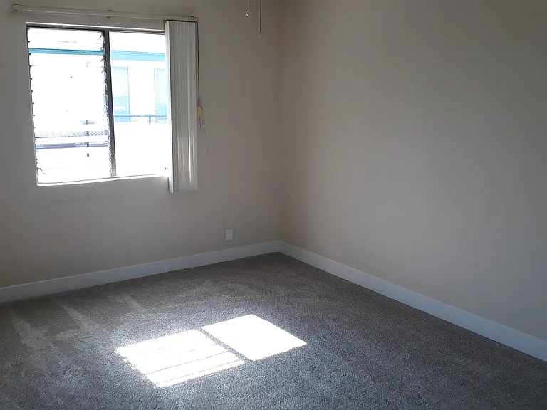 4450 Murietta Ave #14 — Photo 10
