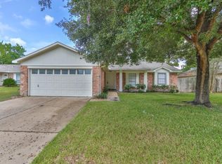 9406 Magnolia Ridge Dr, Houston, TX 77070