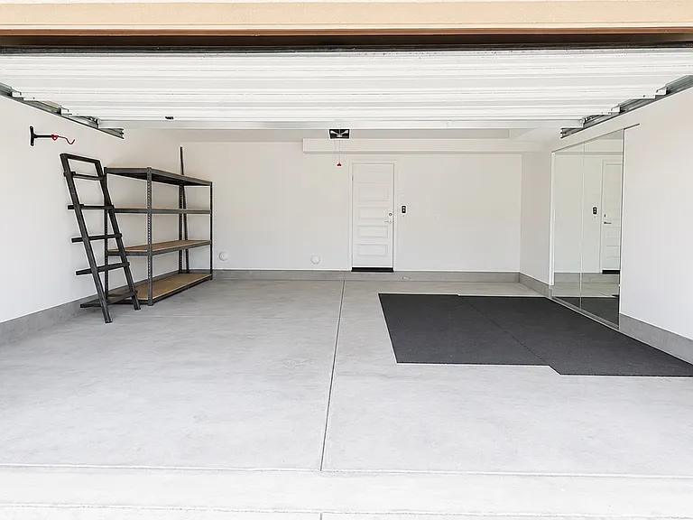 21000 Cornerstone Dr — Photo 15