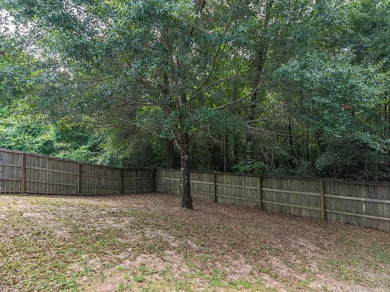 168 Cabana Way — Photo 11