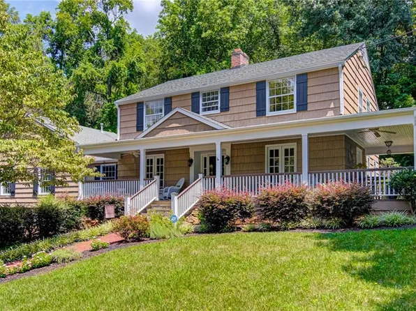 685 Kingsbury Cir, Winston Salem, NC 27106