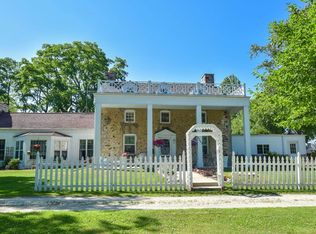 4257 County Rd W, Pt Washington, WI 53074