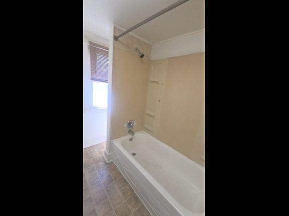 2nd image of 842 Union St APT 3