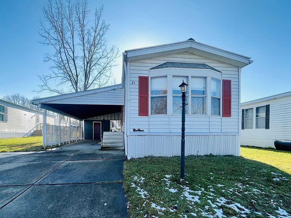 1st image of 21 Windridge Ln