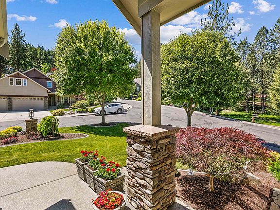4th image of 2016 W Forest Hill Ln