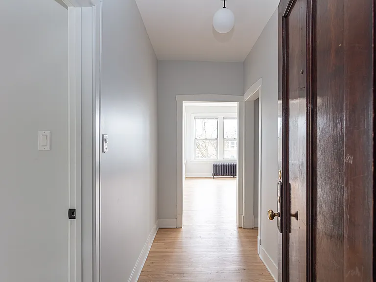4117 W Belle Plaine Ave #1N — Photo 20