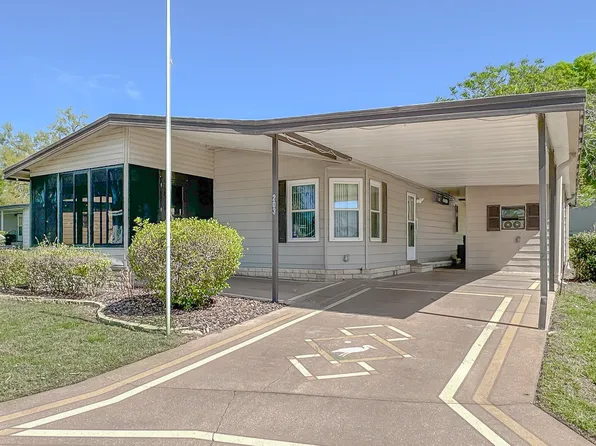 203 Mulberry Cir #228, Lady Lake, FL 32159