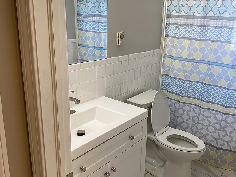 420 Main St #26 — Photo 2