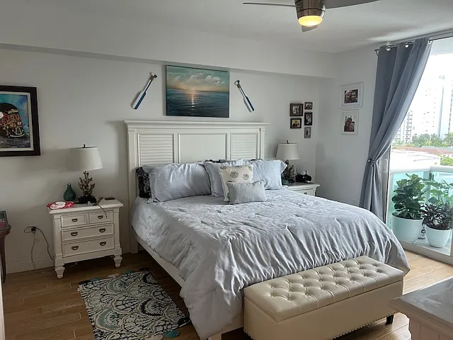 7900 Harbor Island Dr #601 — Photo 15