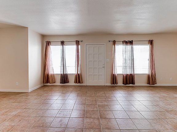 4th image of 240 S Old Litchfield Rd Unit 204