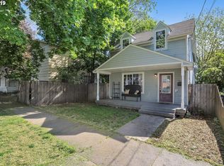 1407 9th St, La Grande, OR 97850