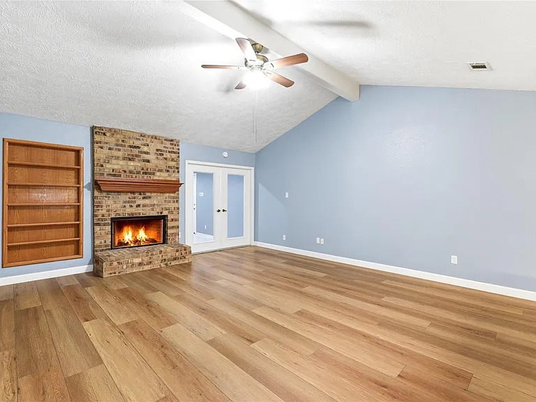 6009 Leafwood Cir — Photo 9