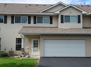 52 Bridgewater Trl, Hudson, WI 54016