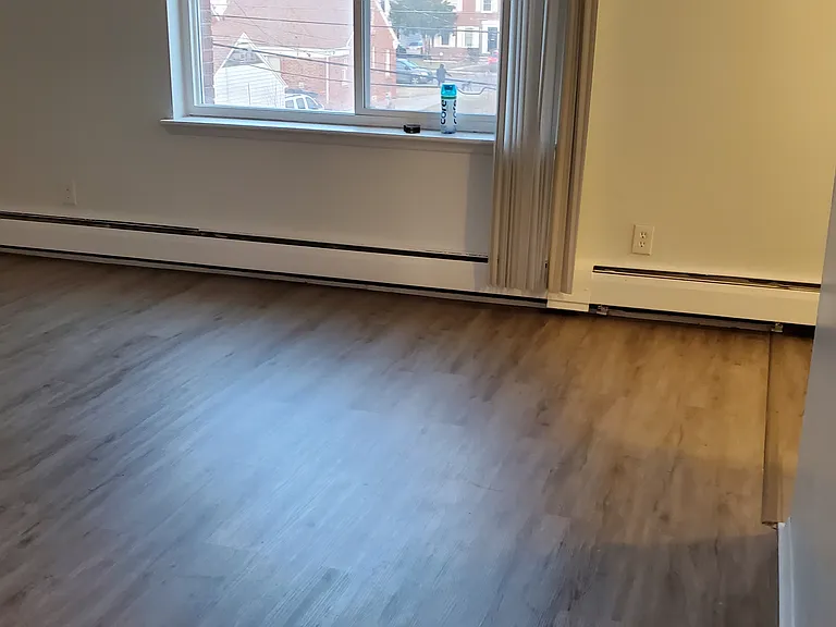Sunrise Place Apartments — Photo 24