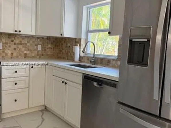 1811 N 40th Ave #0, Hollywood, FL 33021