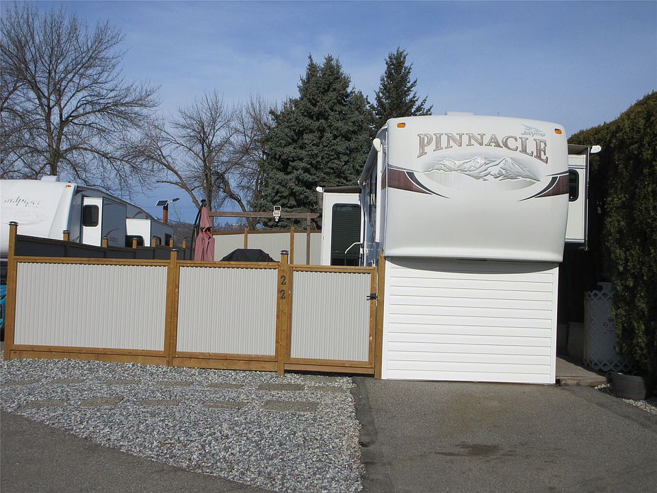 1st image of 415 Commonwealth Rd Unit 22