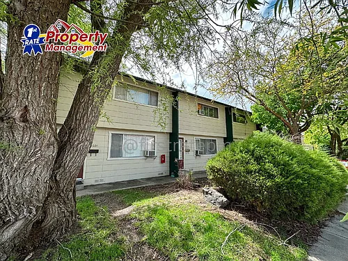 3037 W Jordan St Photo 1