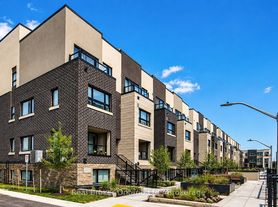 1135 Cooke Blvd