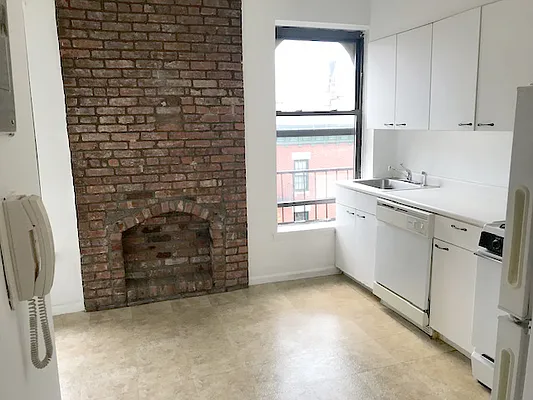 Rented by AJ Clarke | media 12