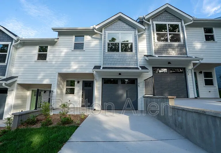 15 Bolton St — Photo 1