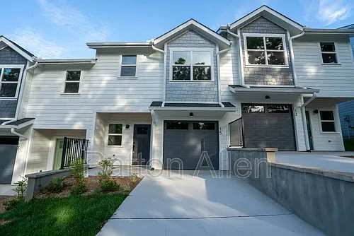 15 Bolton St Photo 1