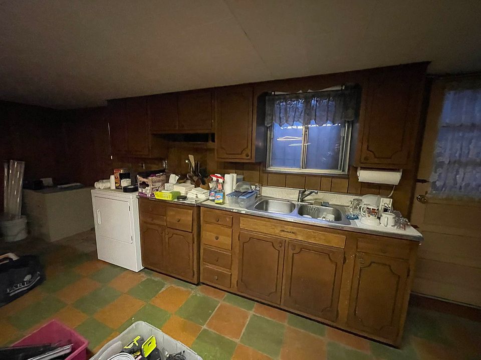 1st image of 22-34 Steinway St #4