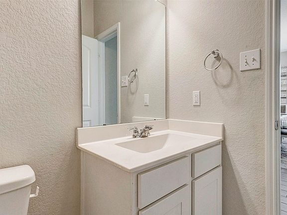 5th image of 4602 Singletree Ln