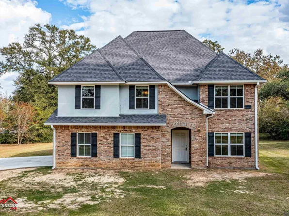 708 Alexander St, Carthage, TX 75633