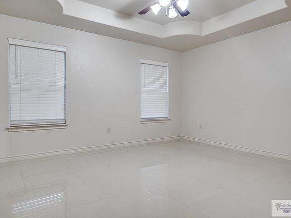3rd image of 2478 Lexington Pl