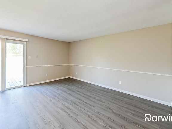 5th image of 2803 Kingfisher Dr