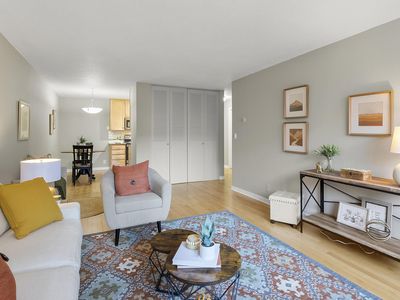 1770 Bryant Ave S APT 207, Minneapolis, MN, 55403