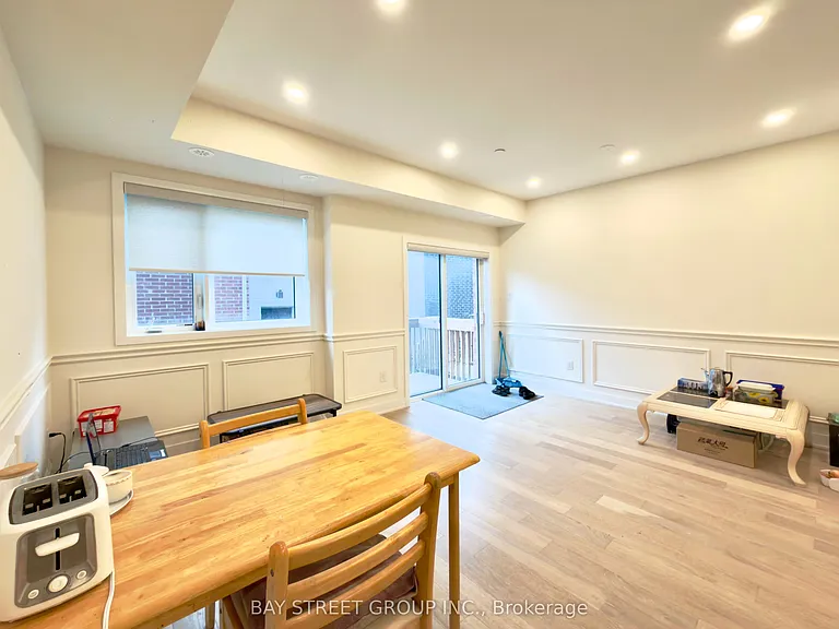 26 William Duncan Rd — Photo 8
