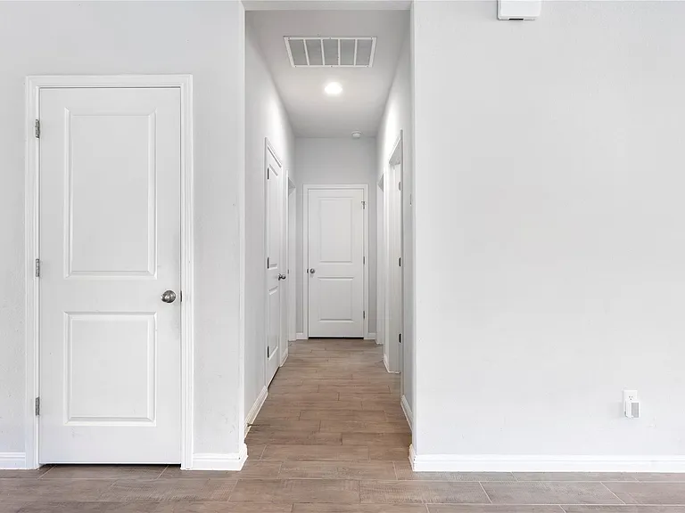 420 Winding Hollow Ln — Photo 25