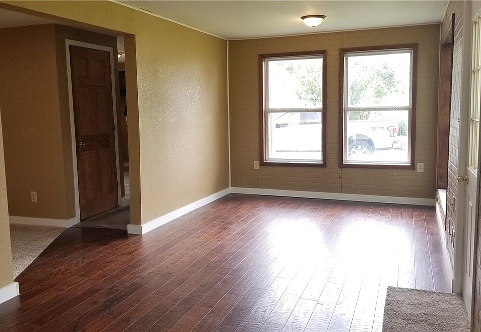 21 N Adams St, Herrick, IL 62431 MLS 6228806 Zillow